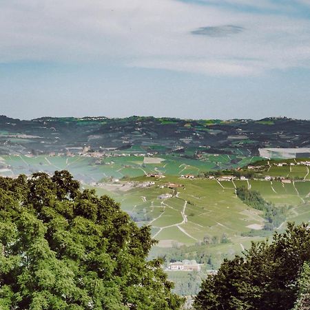 La Casa Nelle Aie - Appartamento Dolcetto - Free Wifi & Ac La Morra Luaran gambar