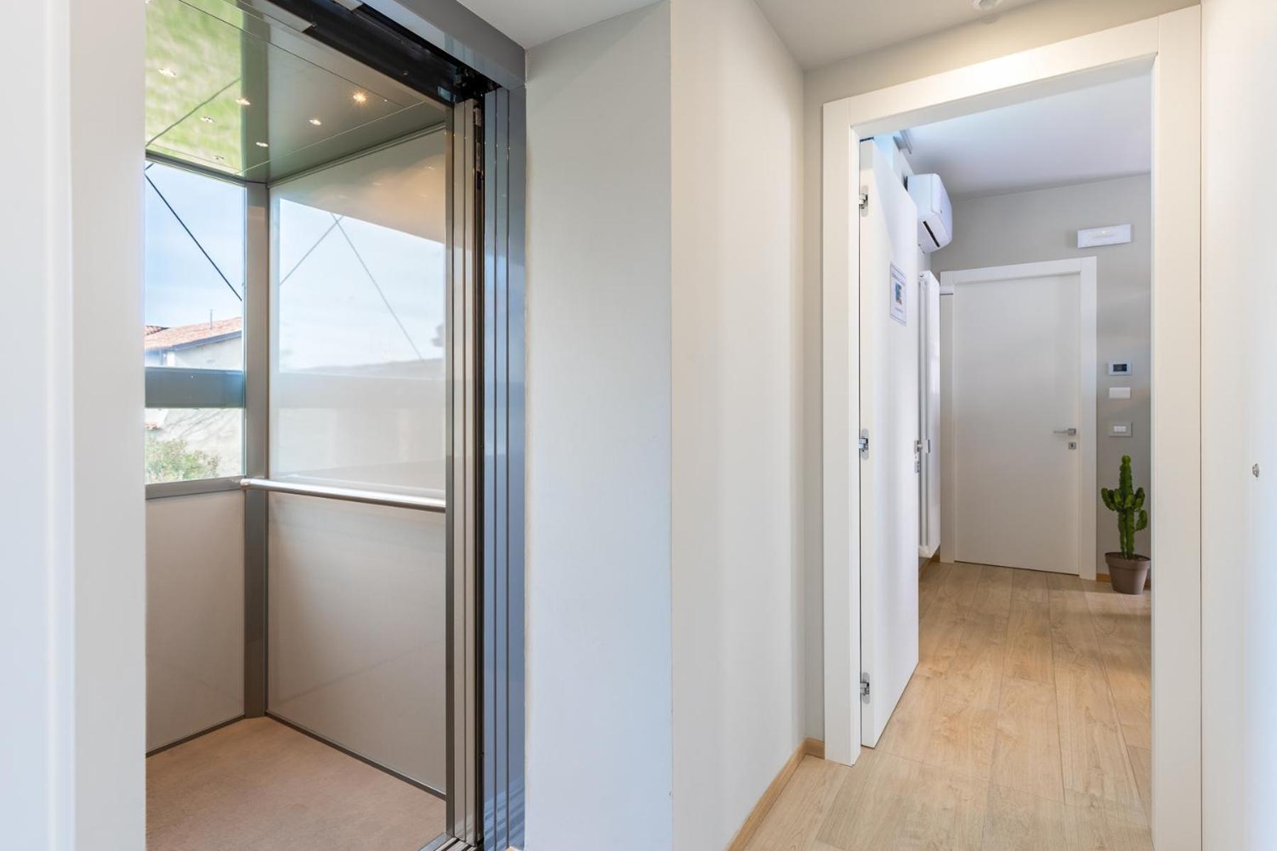 La Casa Nelle Aie - Appartamento Dolcetto - Free Wifi & Ac La Morra Luaran gambar